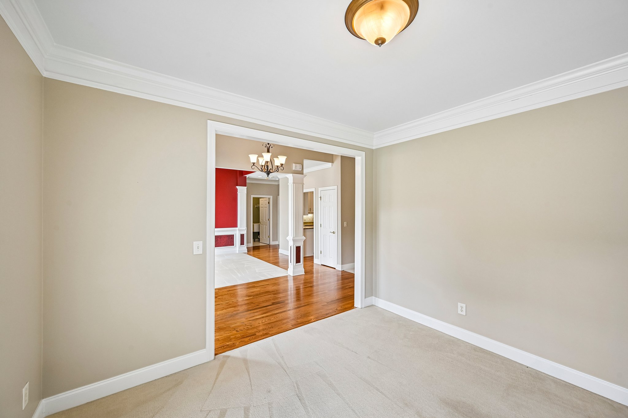 Springtree Ln-S1006-008.jpg