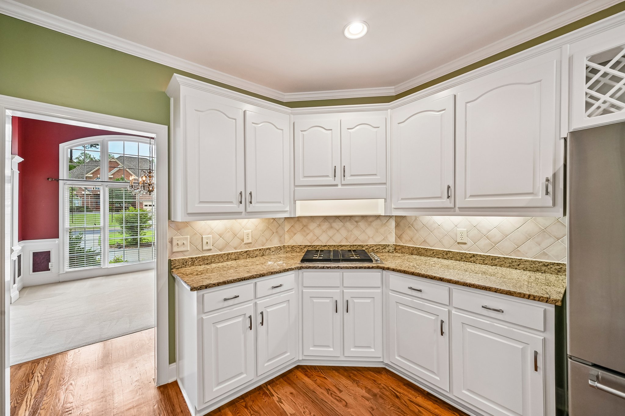 Springtree Ln-S1006-022.jpg