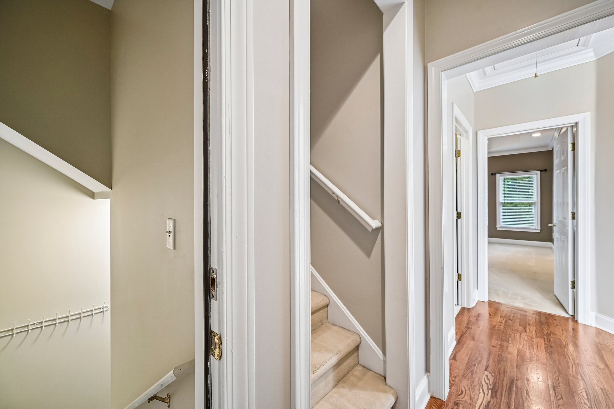 Springtree Ln-S1006-028.jpg