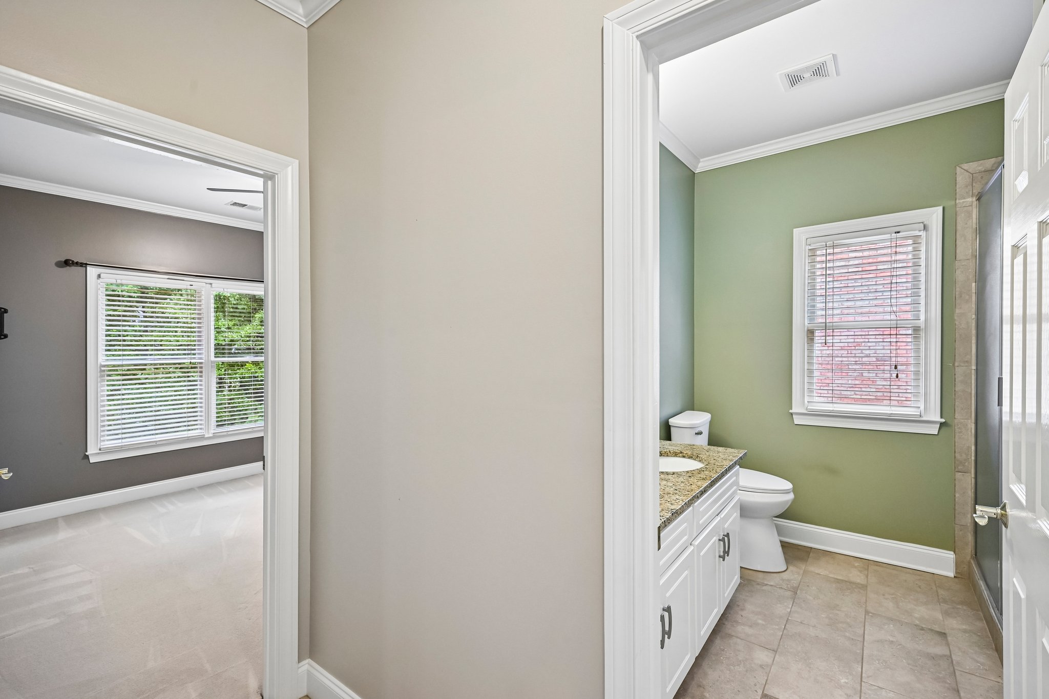 Springtree Ln-S1006-041.jpg