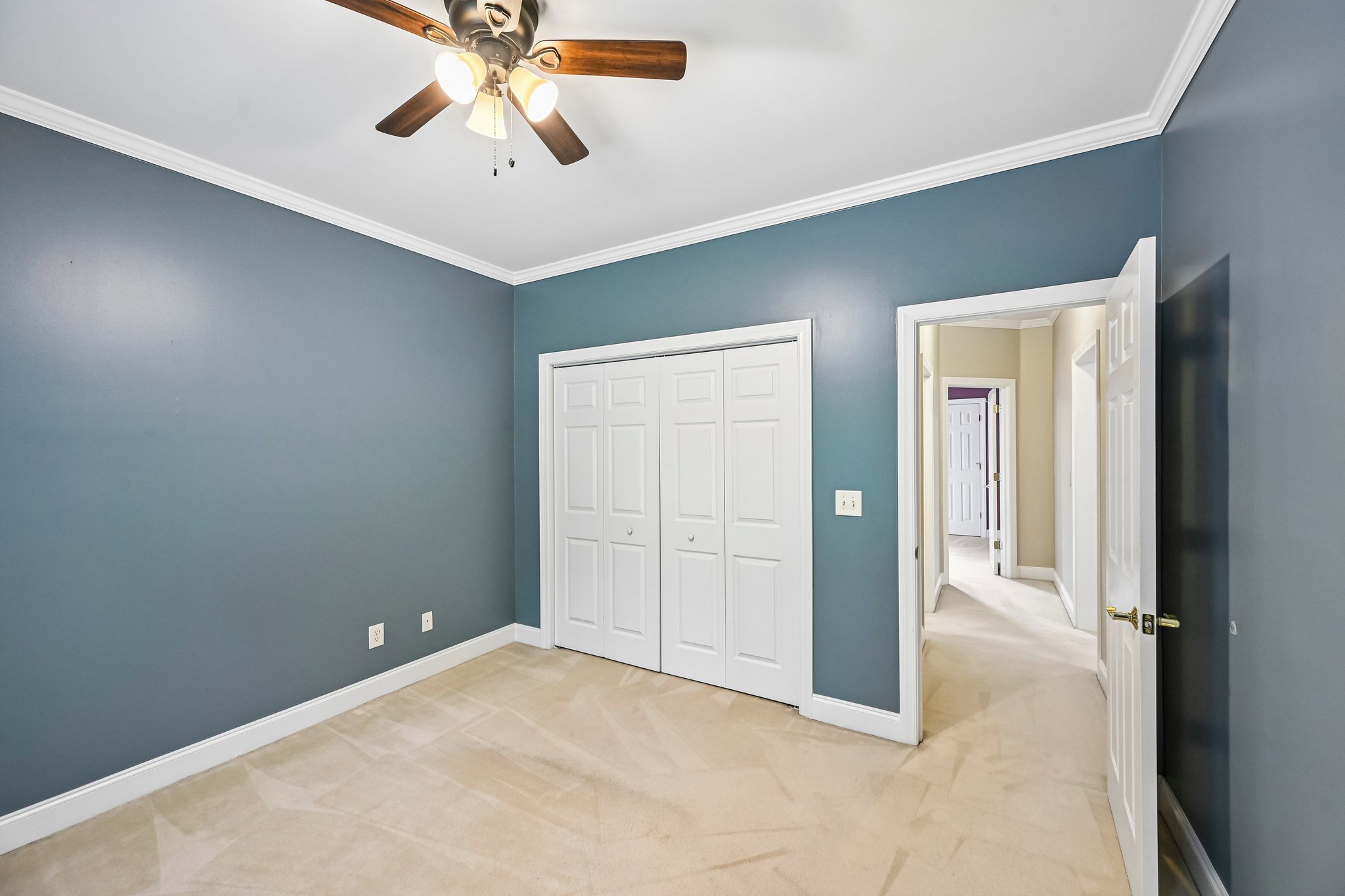 Springtree Ln-S1006-045.jpg