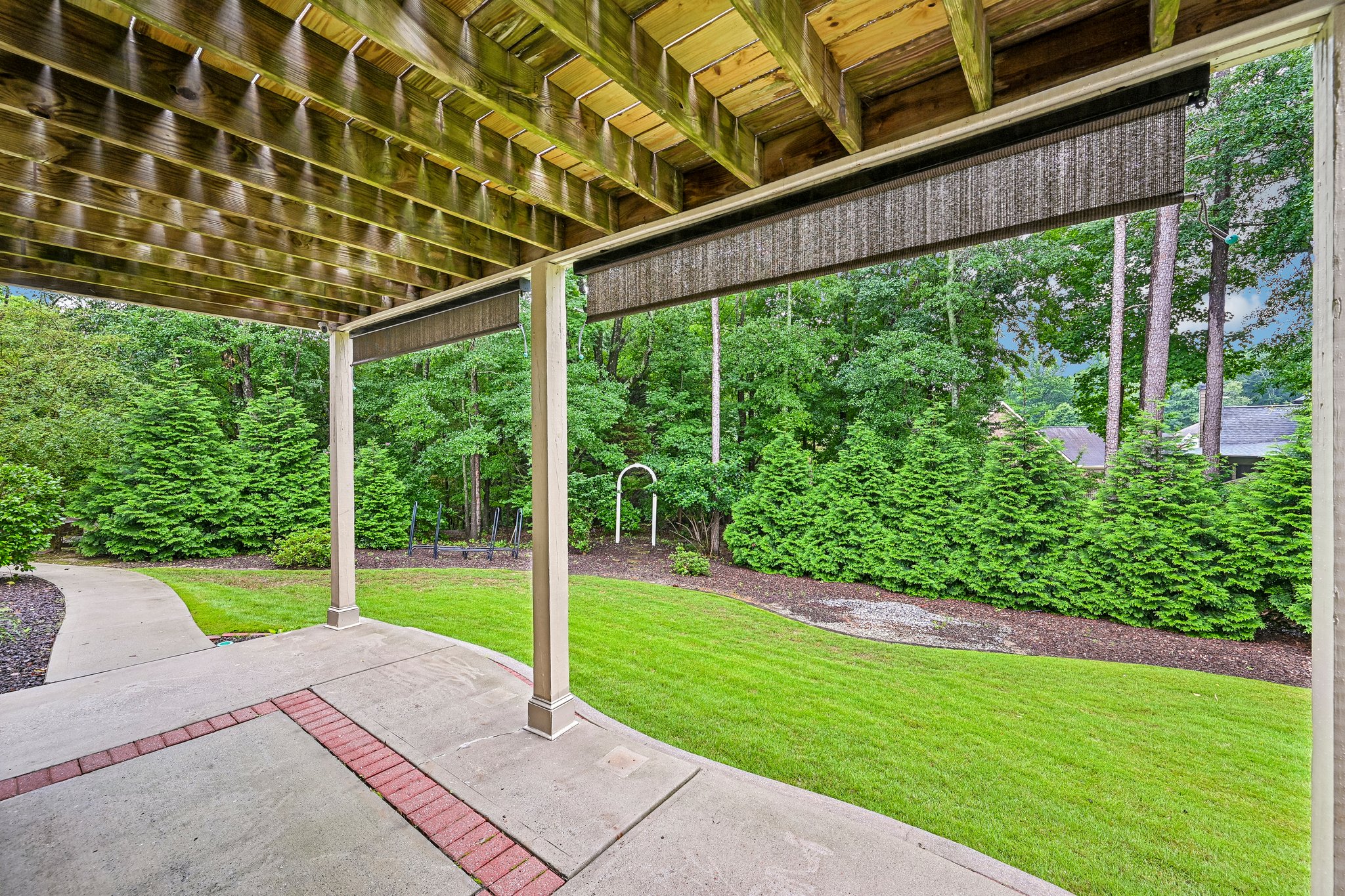 Springtree Ln-S1006-057.jpg