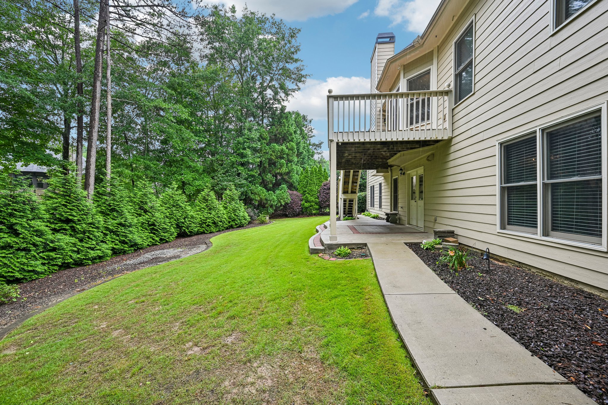 Springtree Ln-S1006-059.jpg