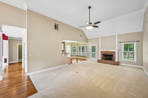 Springtree Ln-S1006-014.jpg