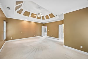 Springtree Ln-S1006-032.jpg