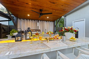 Glowing under-lighting through Quartz Countertop for a sleek modern touch.