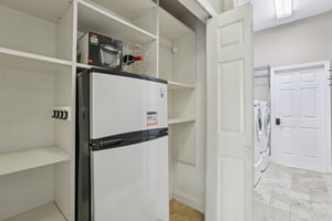 Silk Oak Ln-S2001-037.jpg