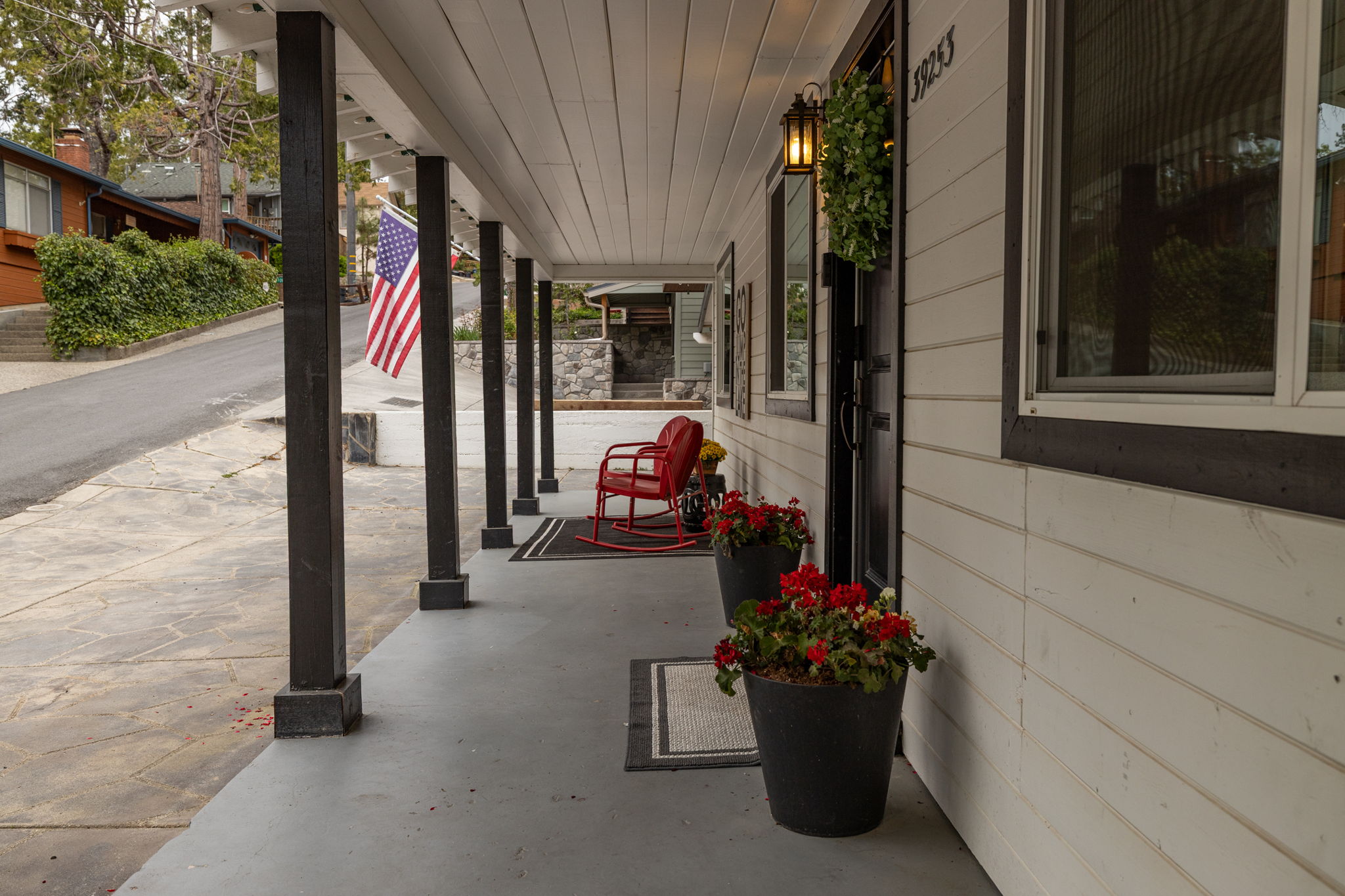  Photo 33