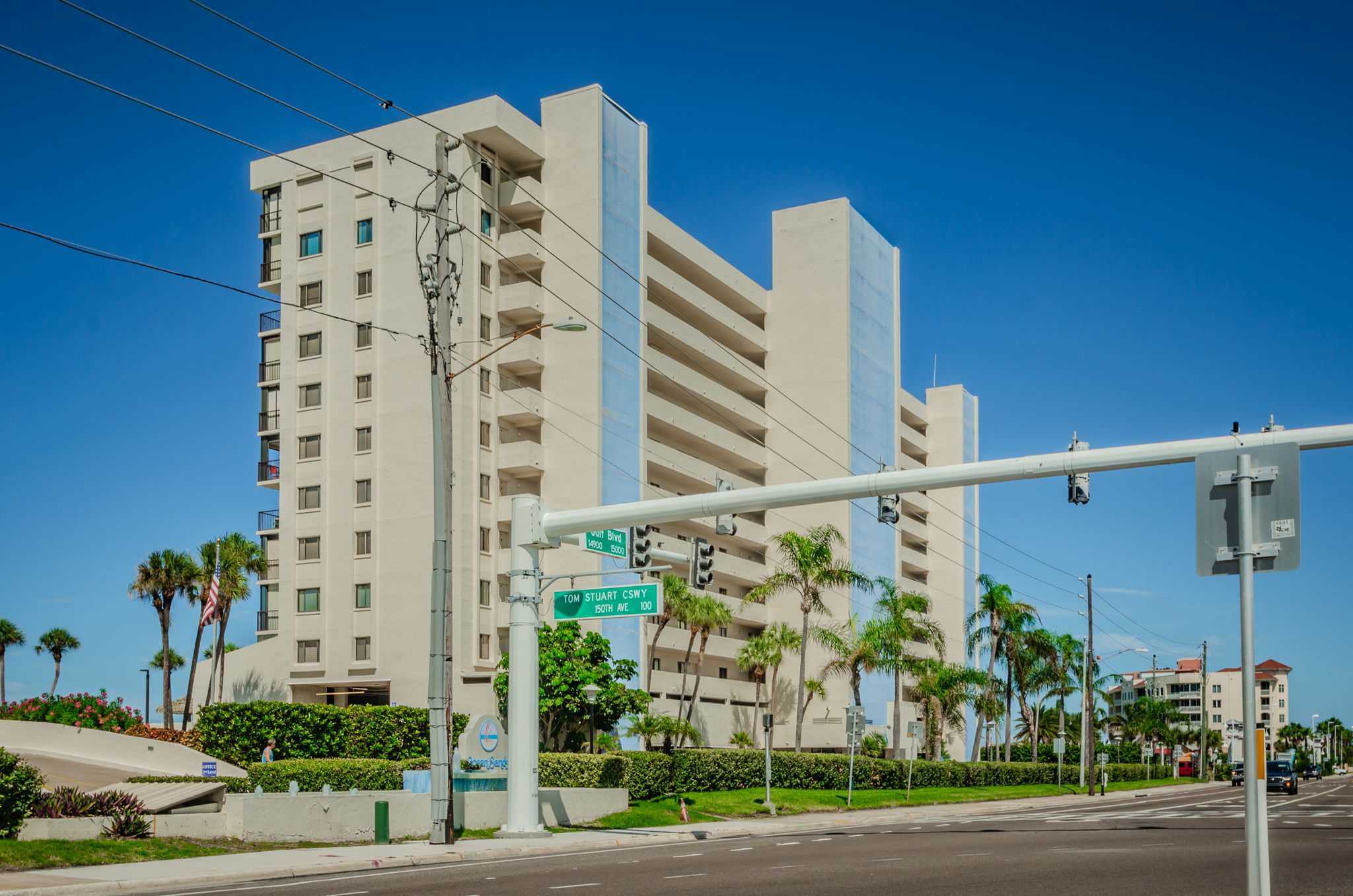 Tom Stuart Causeway1