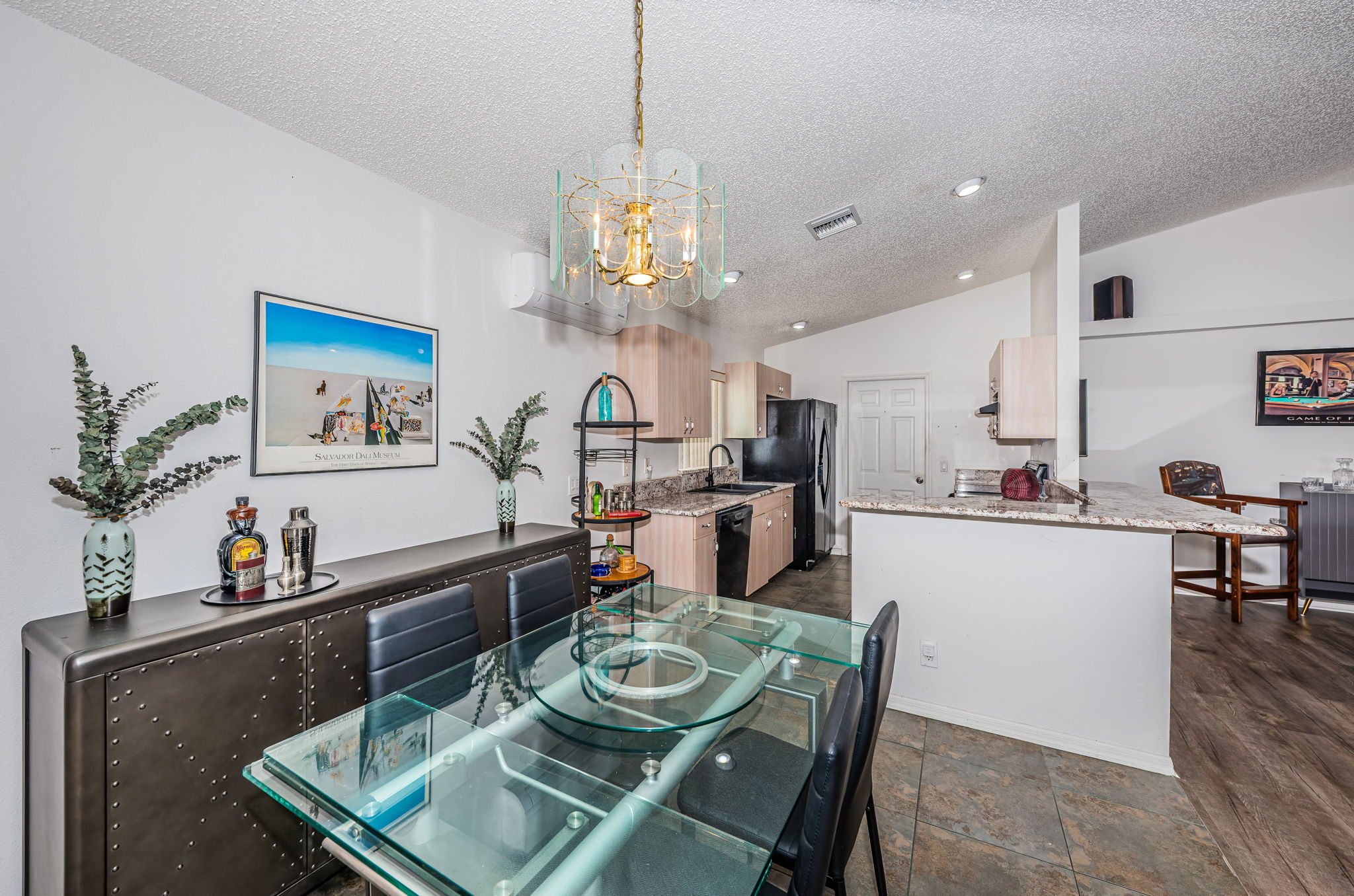 Dining Room 4
