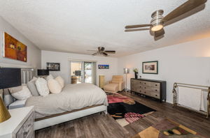 Primary Bedroom 1b-2