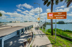 Tom Stuart Causeway2