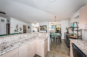 Kitchen 4-2