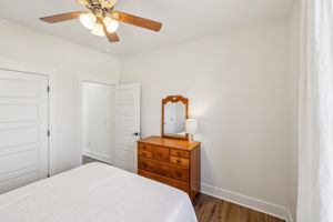  Photo 47