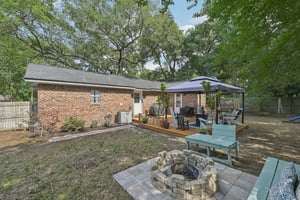 St Isabel Dr E-2805-037.jpg