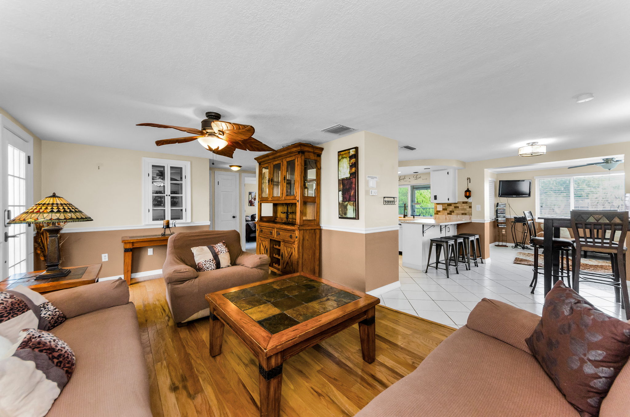 Living Room 5
