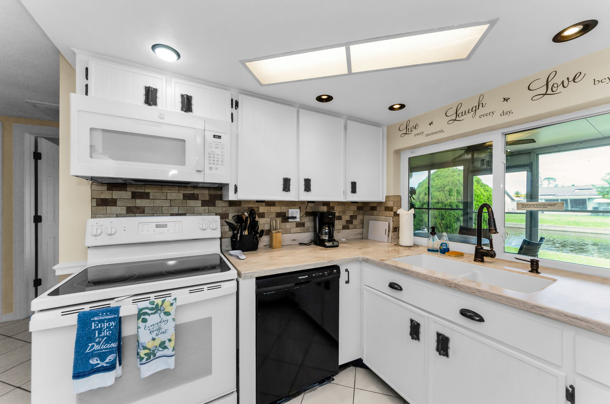 Kitchen 5
