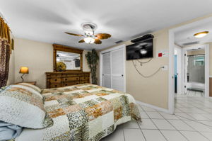 Primary Bedroom 1a