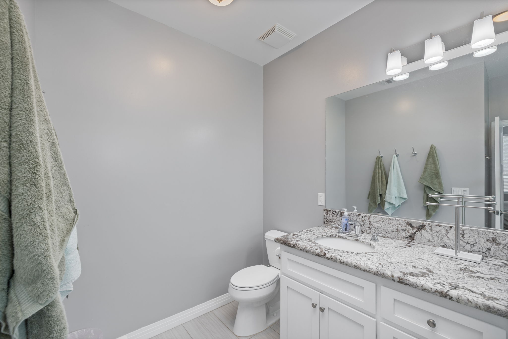 Main Bathroom