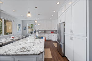 Kitchen/Breakfast Area