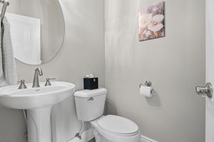  Photo 24