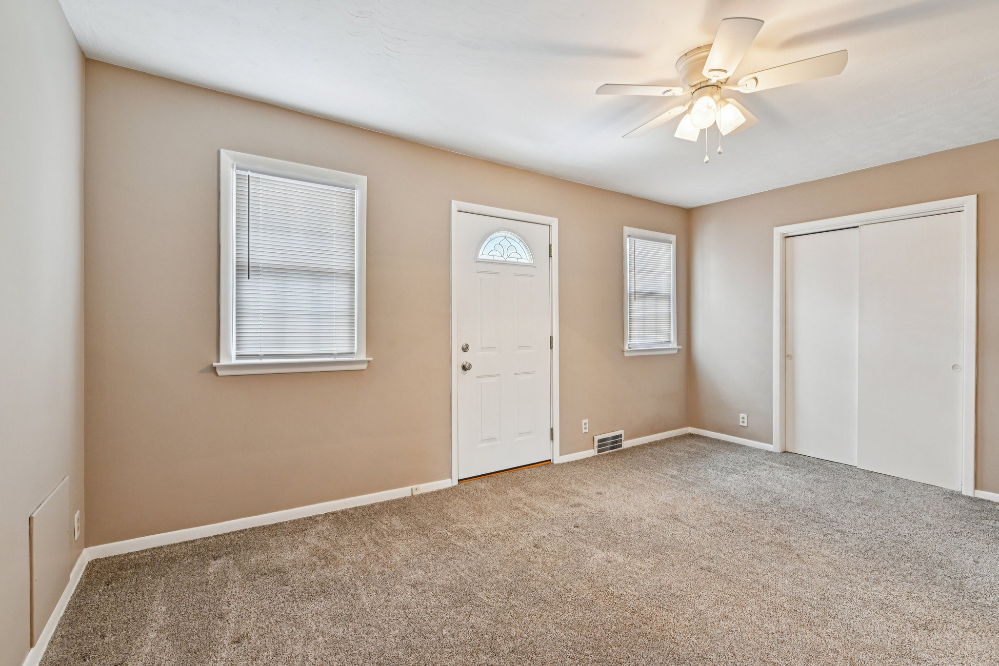 S Main St-S1903-005.jpg