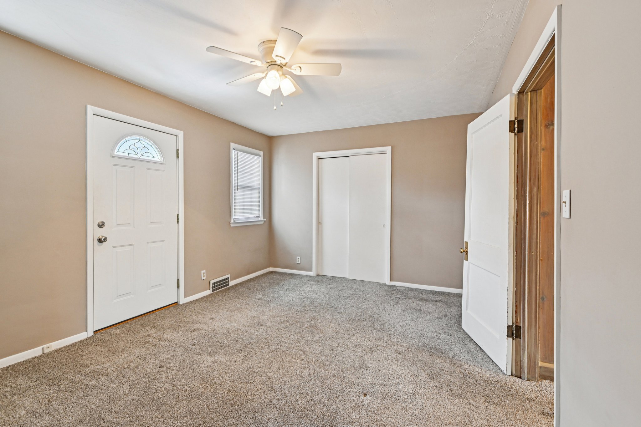 S Main St-S1903-006.jpg