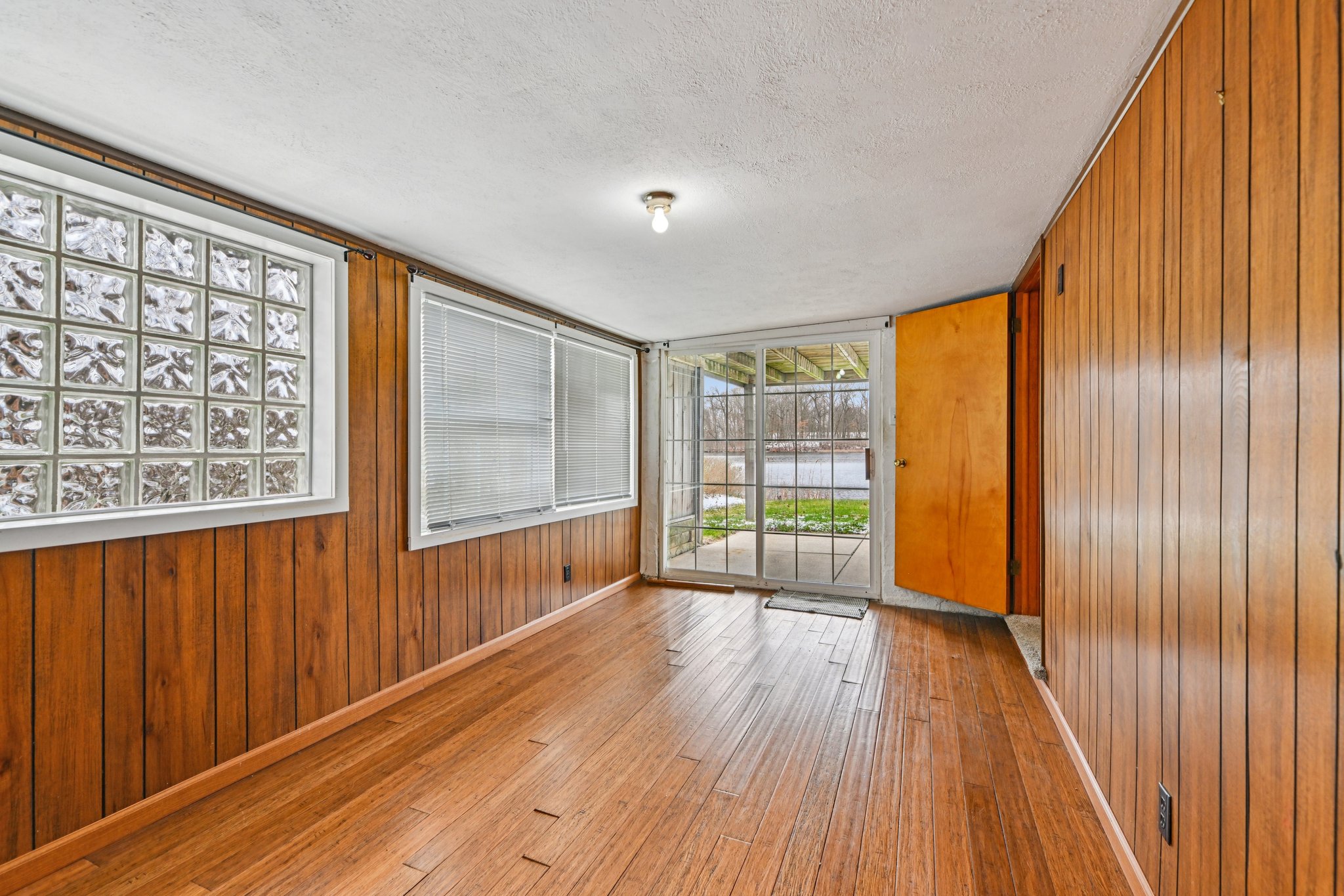 S Main St-S1903-026.jpg