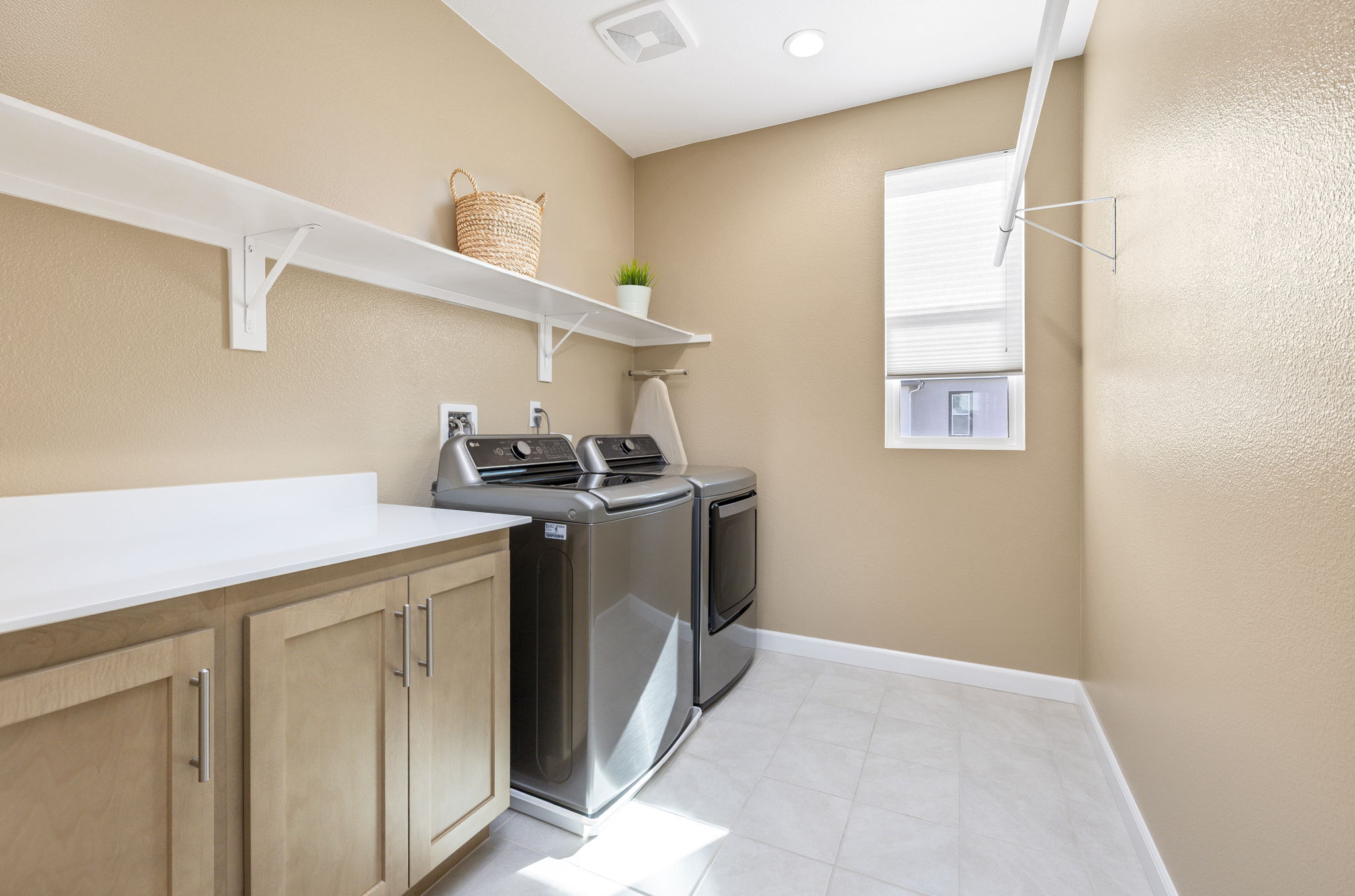 39320 Brunello Wy, Temecula, CA 92591, USA Photo 33