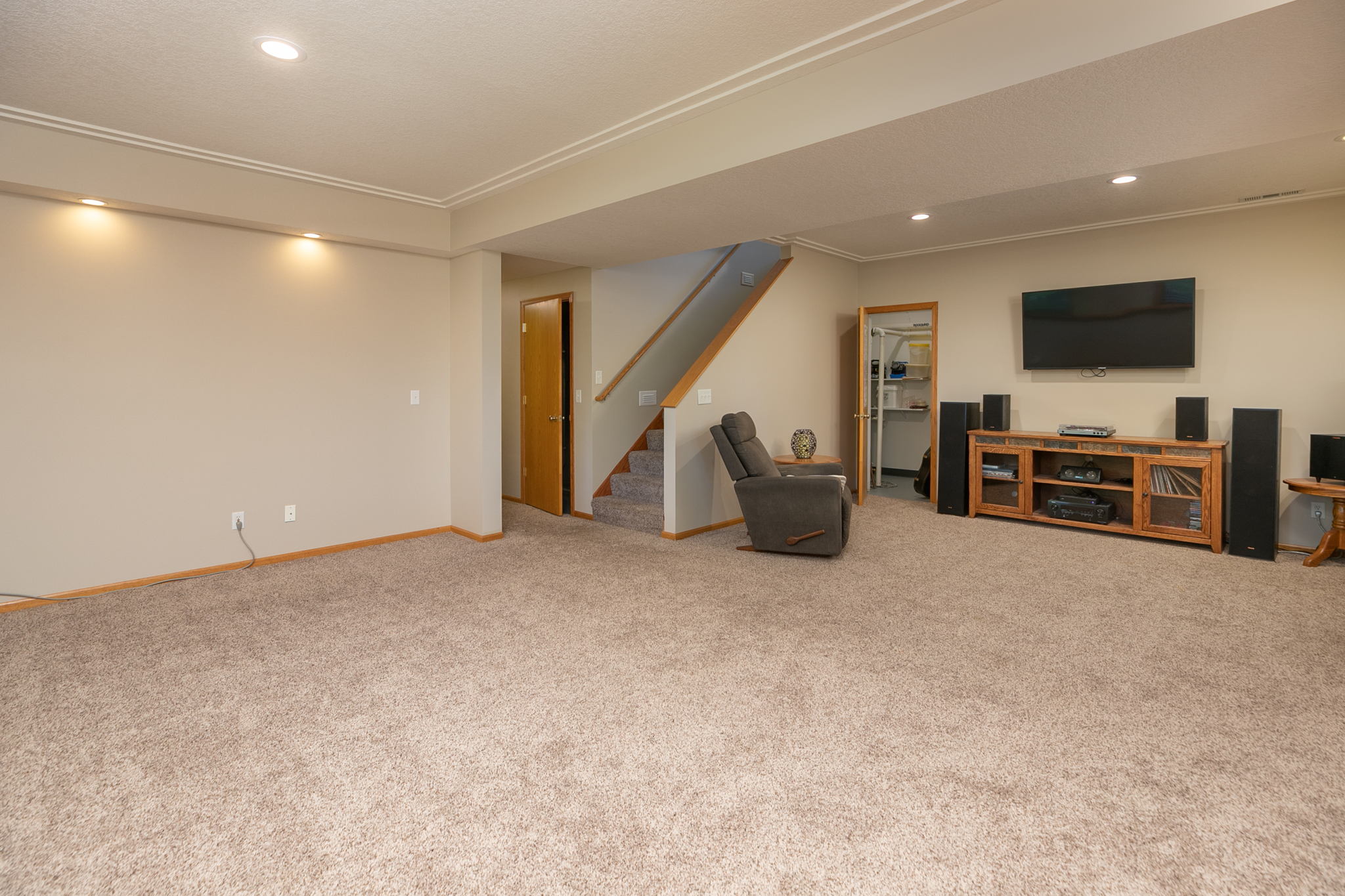 23-Family Room