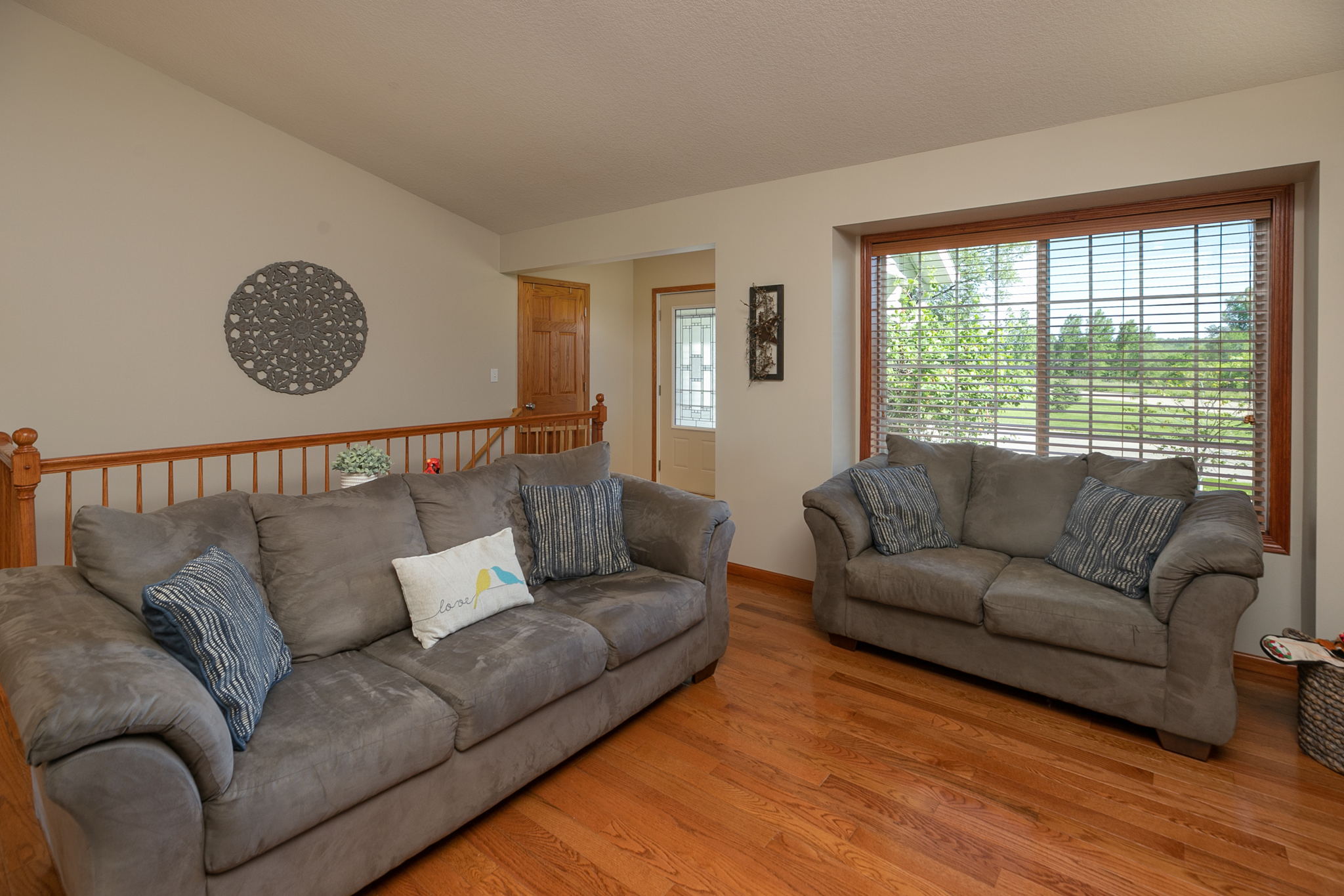 06-Living Room