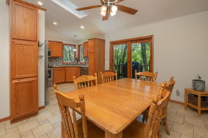 09-Dining Room