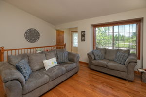 06-Living Room