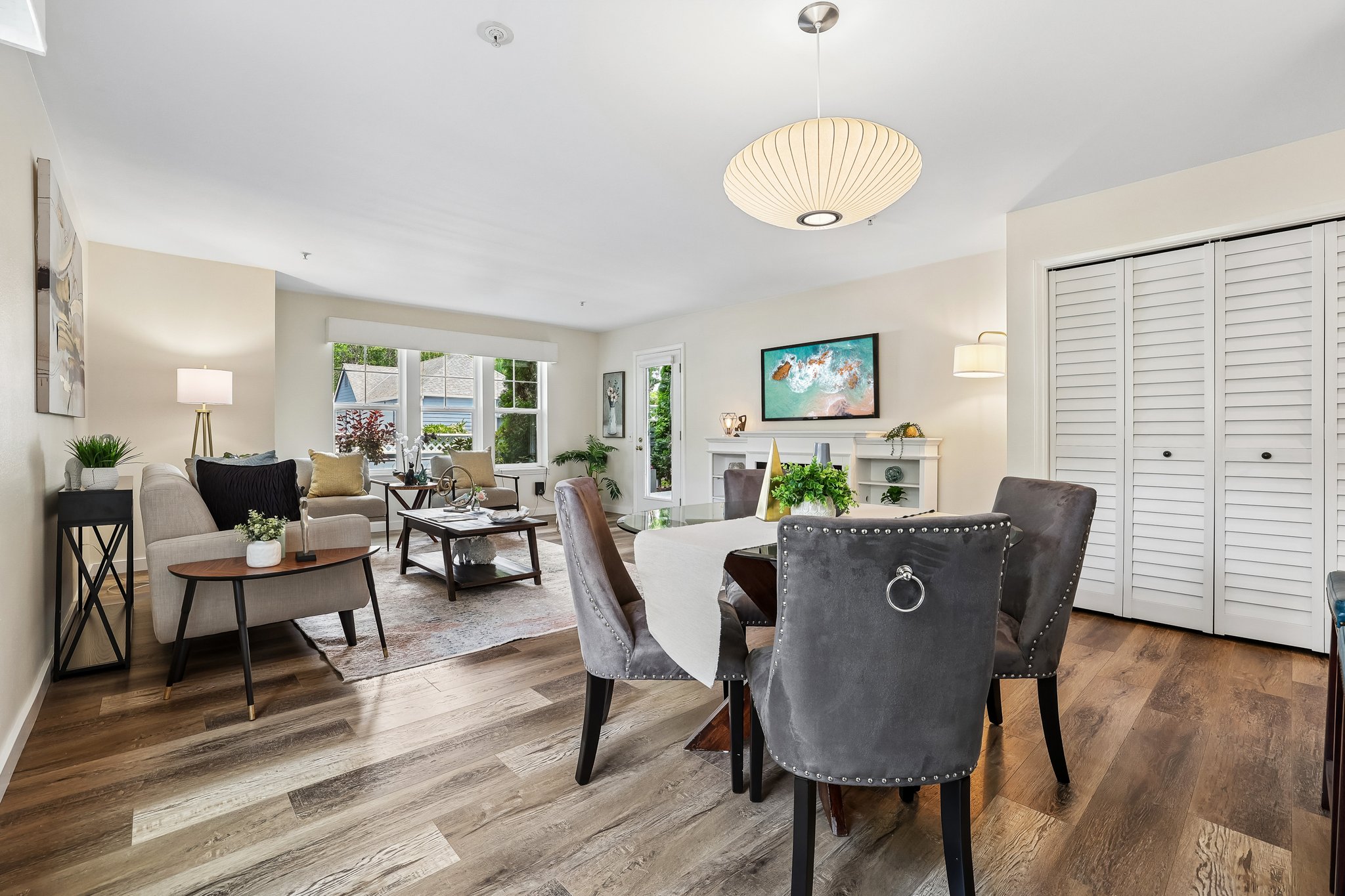 Newer windows, door, floors, lighting and more