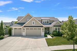 FORMER MODEL HOME w/UPGRADES GALORE