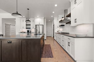 Abundant Counter Space