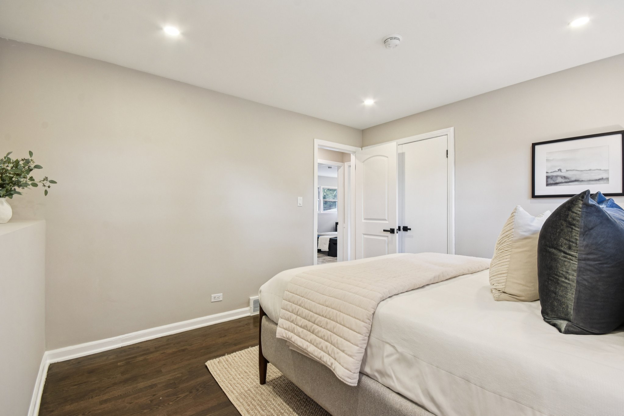 Jarvis Ave-S2706-030.jpg