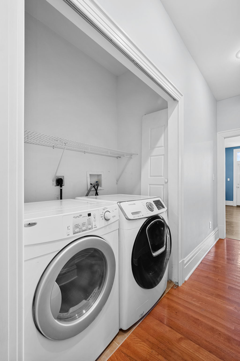 A 2nd floor laundry is just steps away for your convenience.