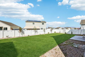 S Sennie Dr-L1110-033