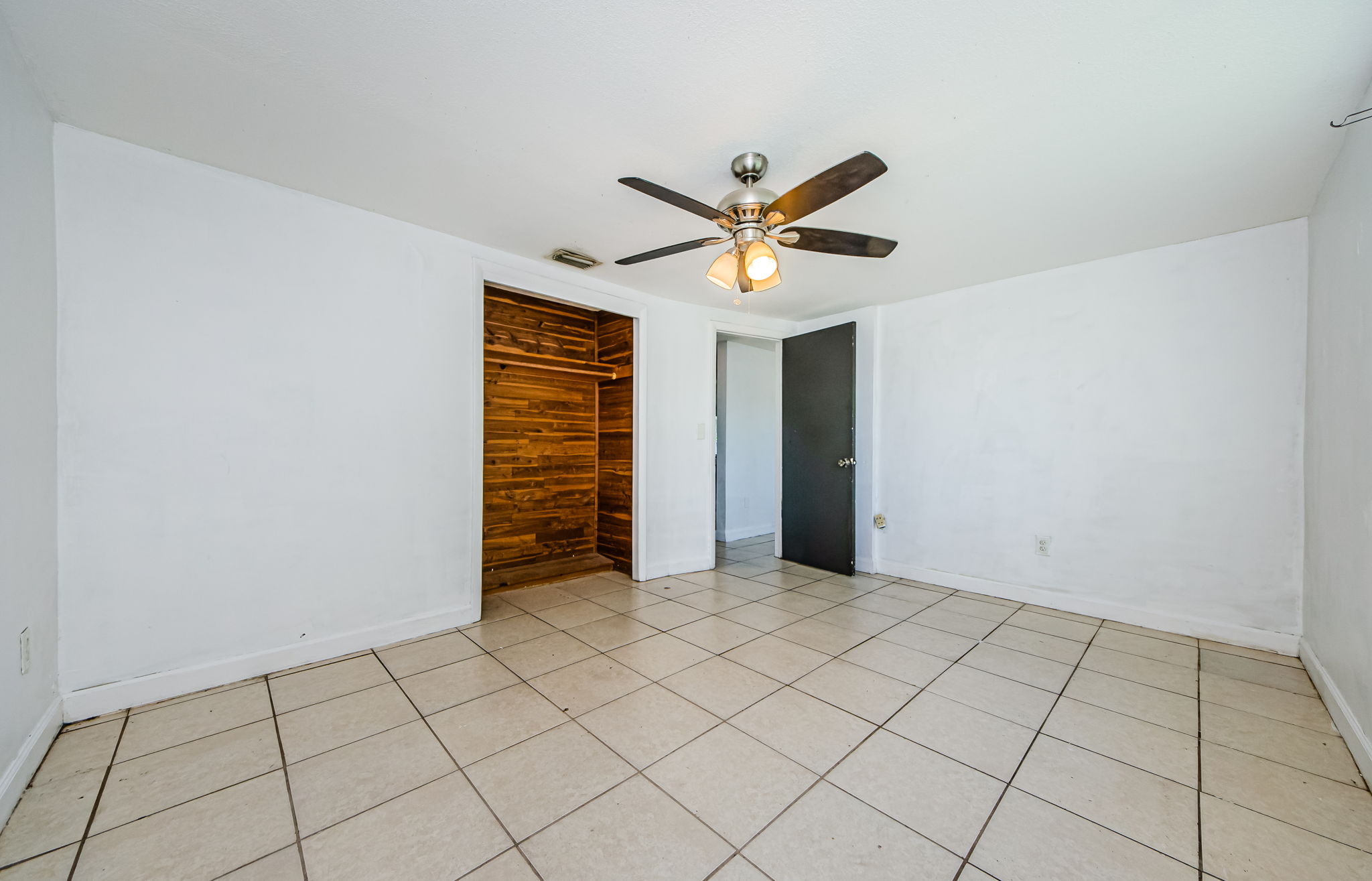 Bedroom 1c