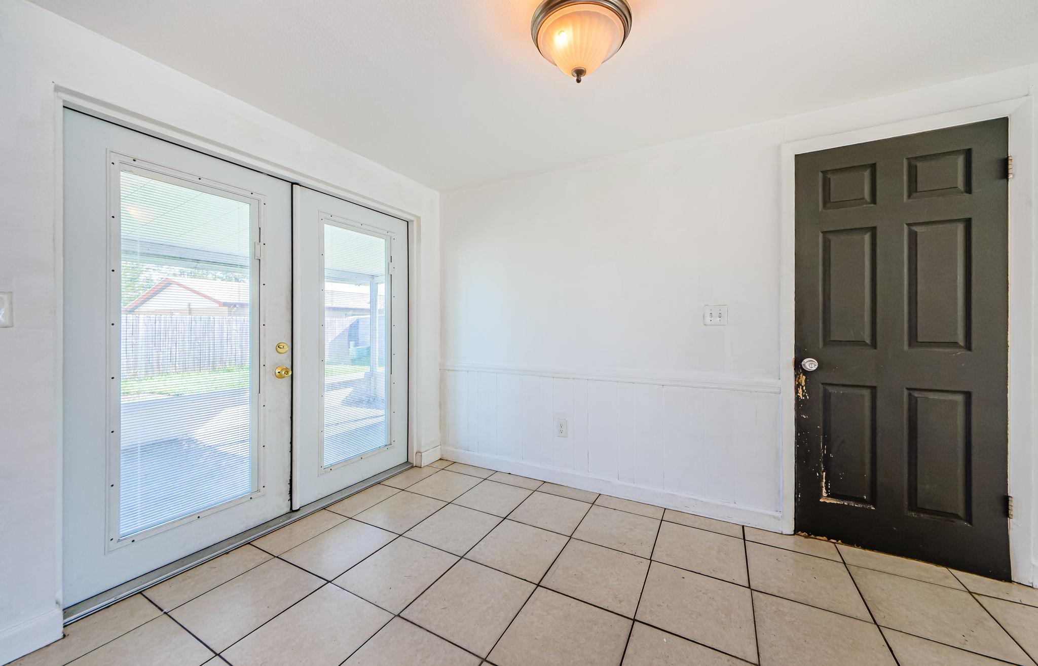 Dining Room 3-2