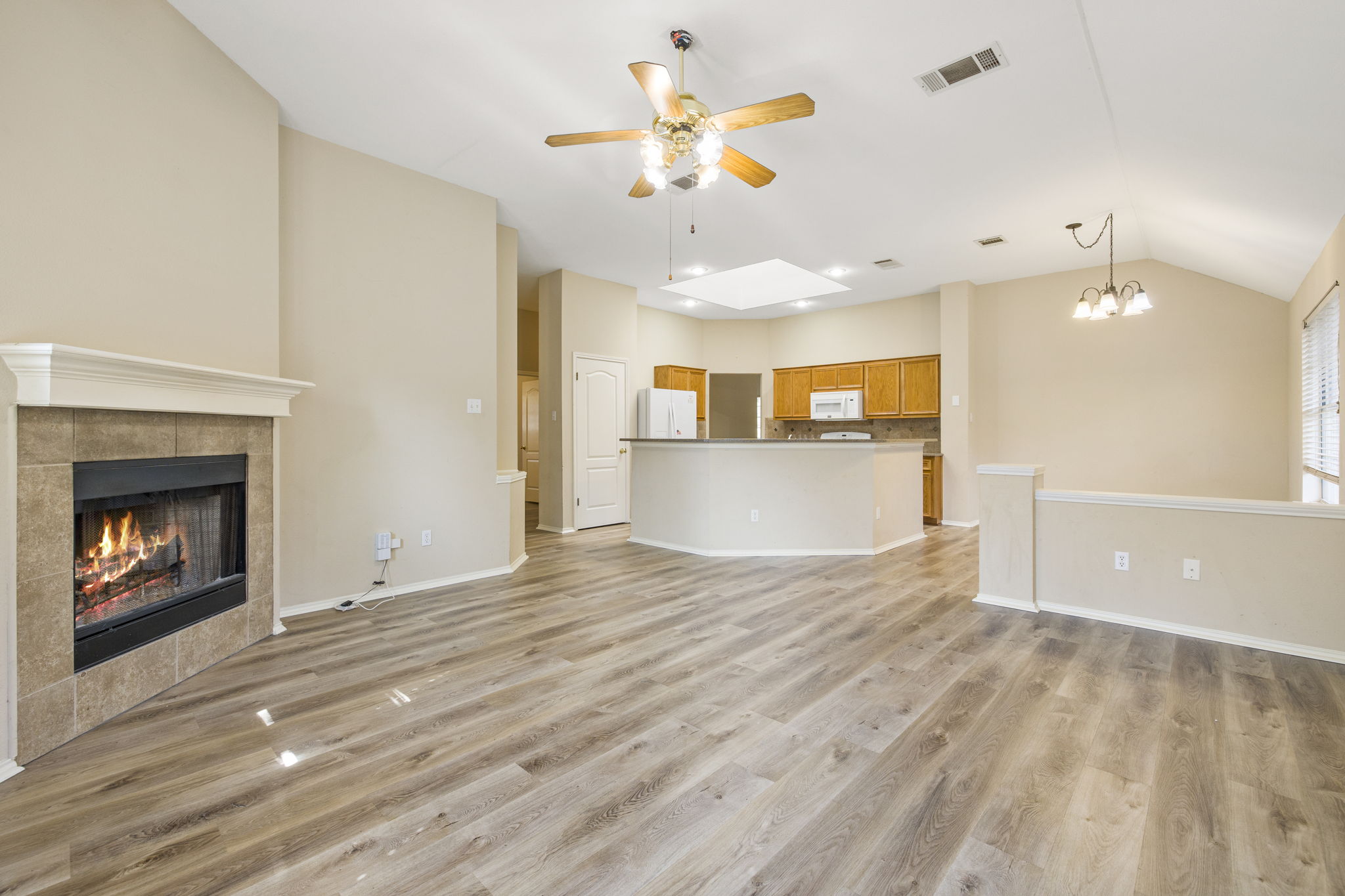 3937 Kristencreek Ln, Round Rock, TX 78681, USA Photo 15