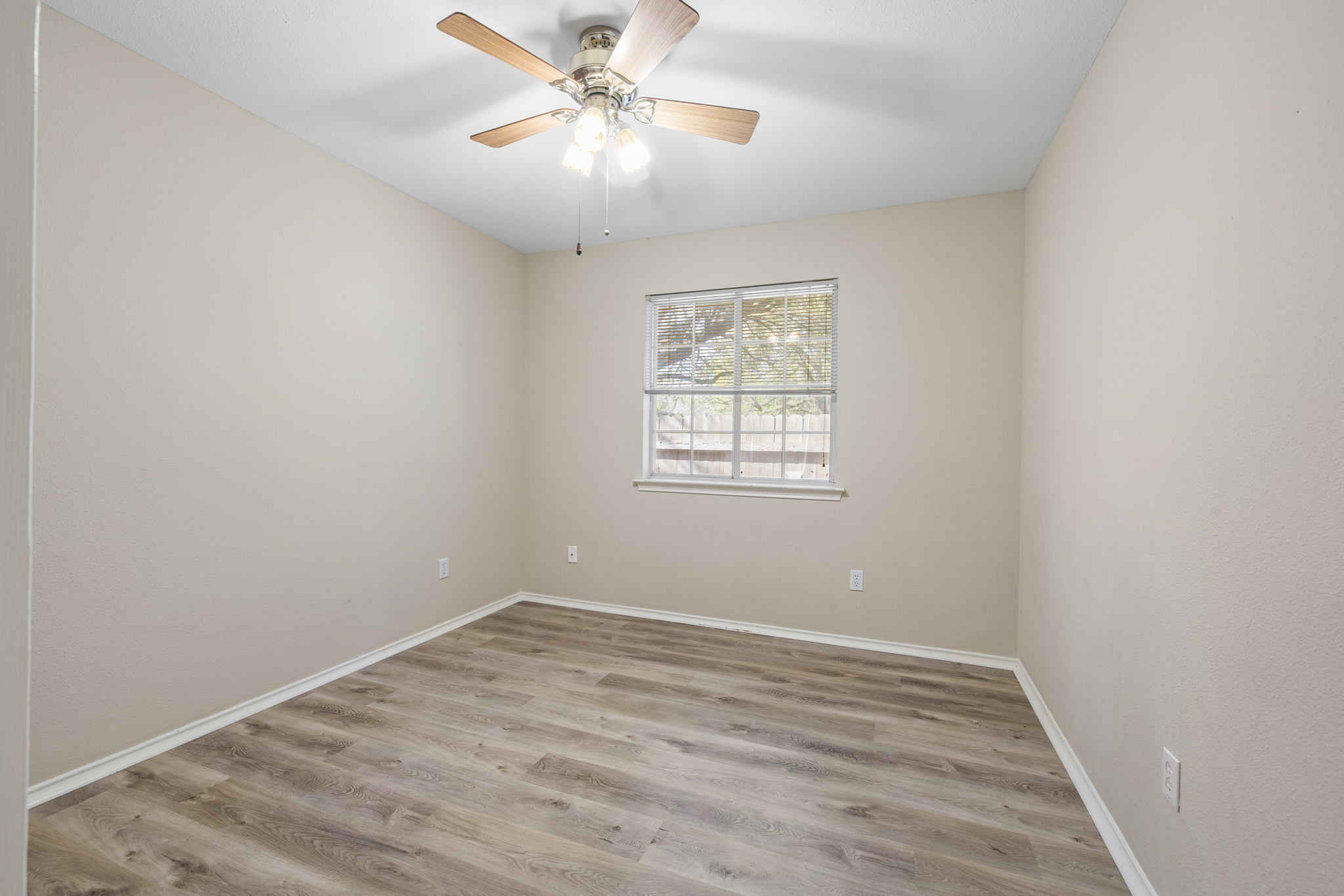 3937 Kristencreek Ln, Round Rock, TX 78681, USA Photo 21