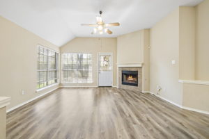 3937 Kristencreek Ln, Round Rock, TX 78681, USA Photo 11