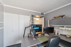 3937 W Sweetwater Ave - 012.jpg