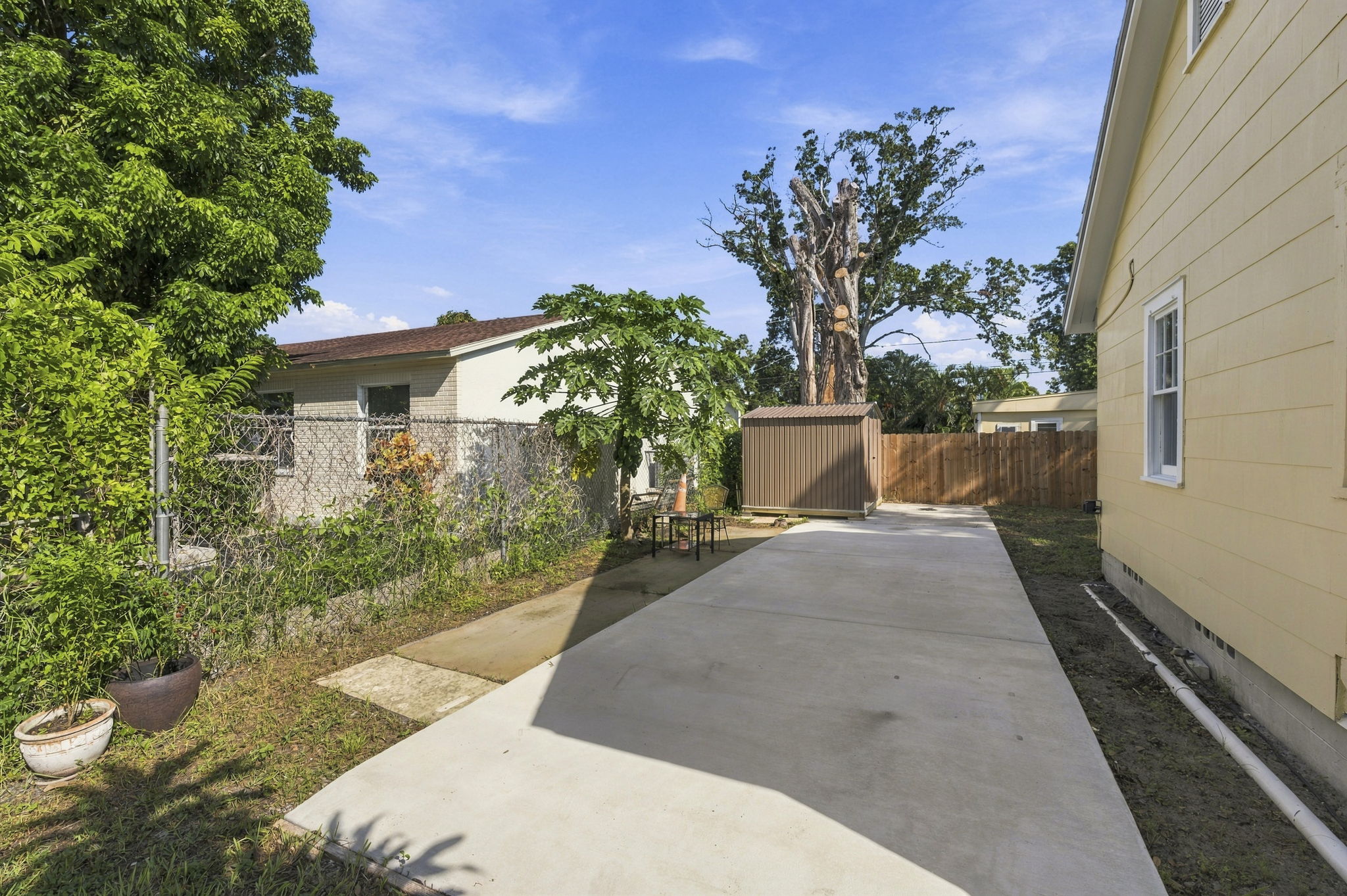 Front Exteriors (5)