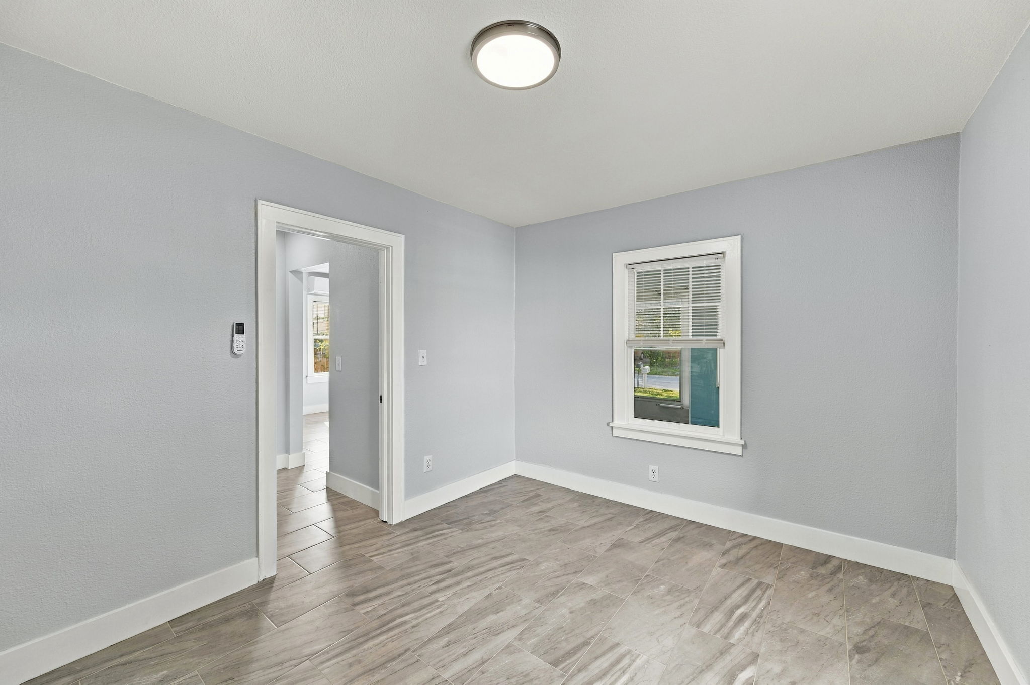 Interiors (14)