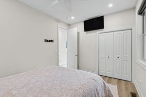  Photo 49