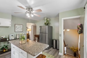 E Park Ave-S3007-011.jpg