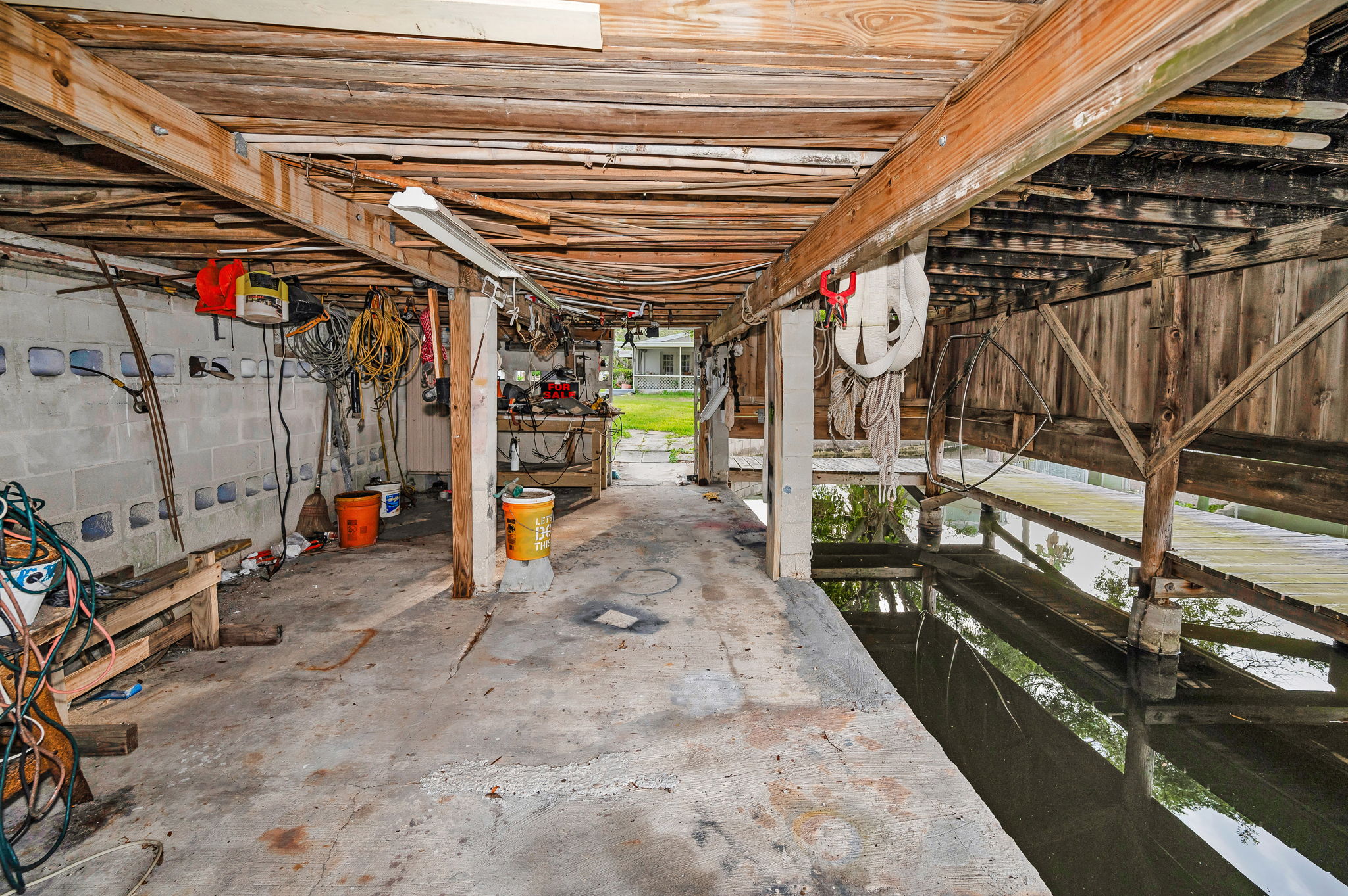 Boat House7